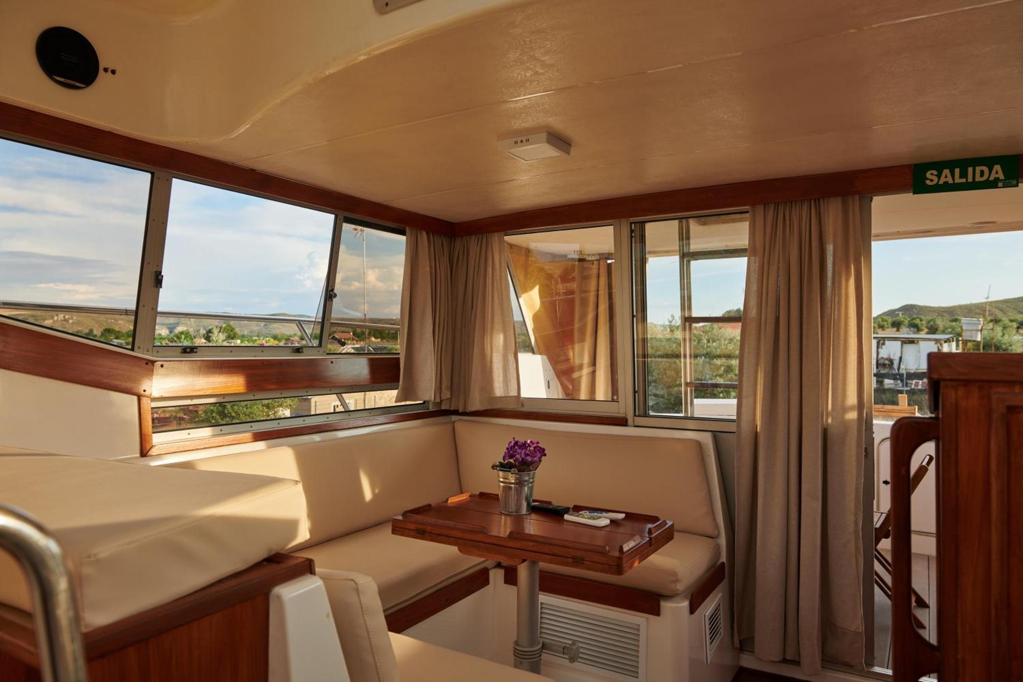 Cuchi-Barco Villa Morata de Tajuna ภายนอก รูปภาพ